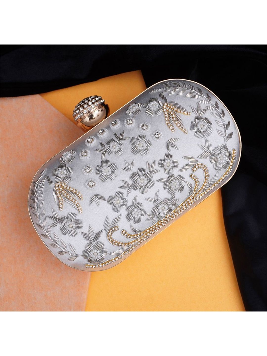 For The Beautiful You Clutches - White