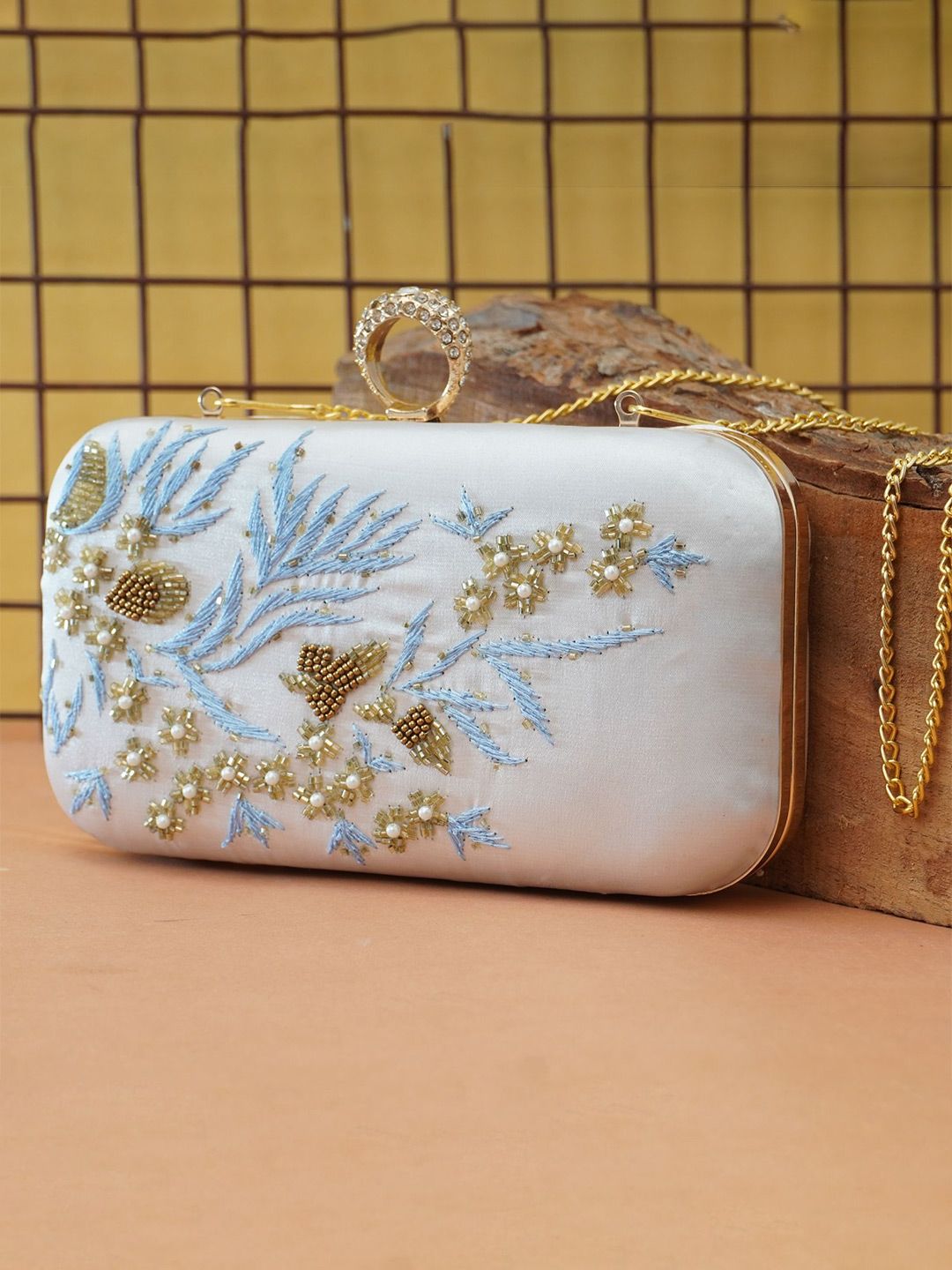 For The Beautiful You Clutches - White